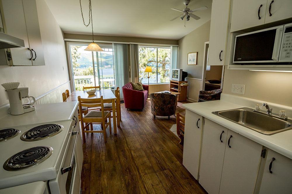 Chalets Condos Sur Le Fjord LʼAnse-Saint-Jean Екстериор снимка